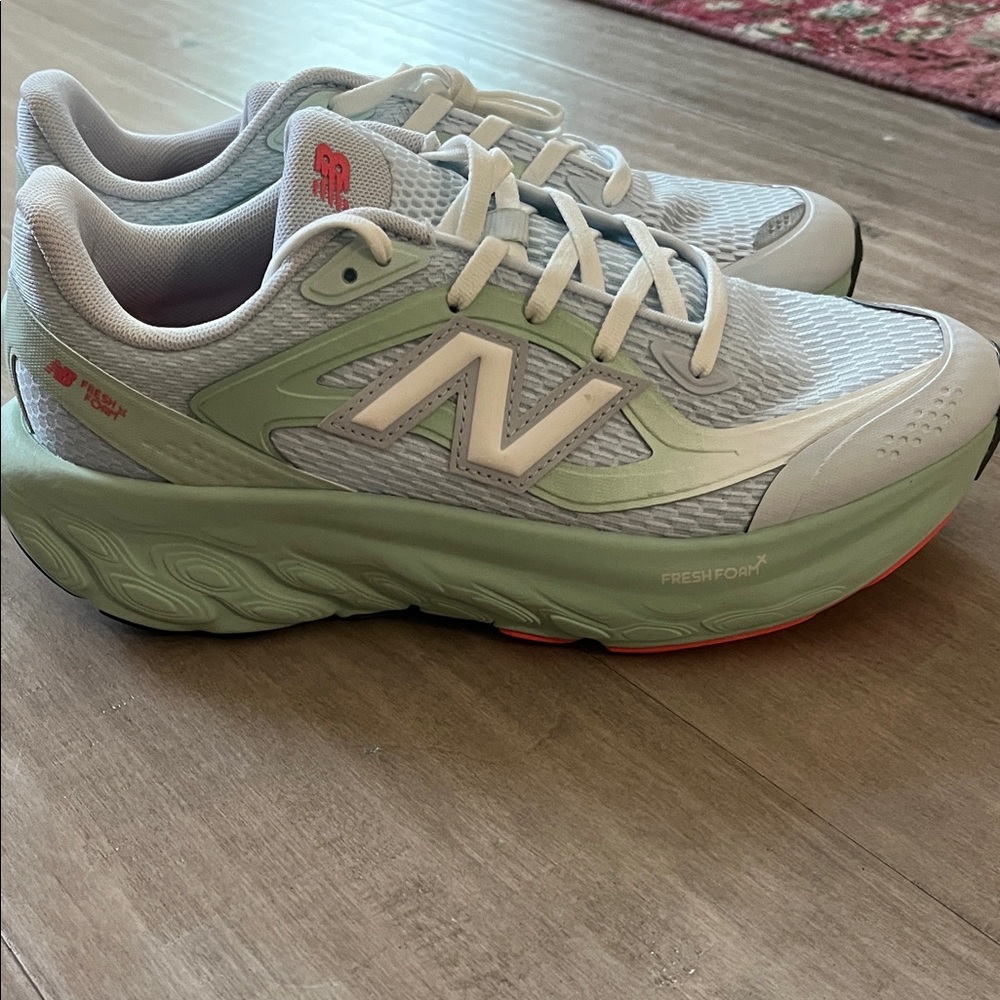 New Balance Running Shoes in Light Gray & Mint Green